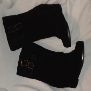 Super cute, Girls Black Boots with attached leg warmers!